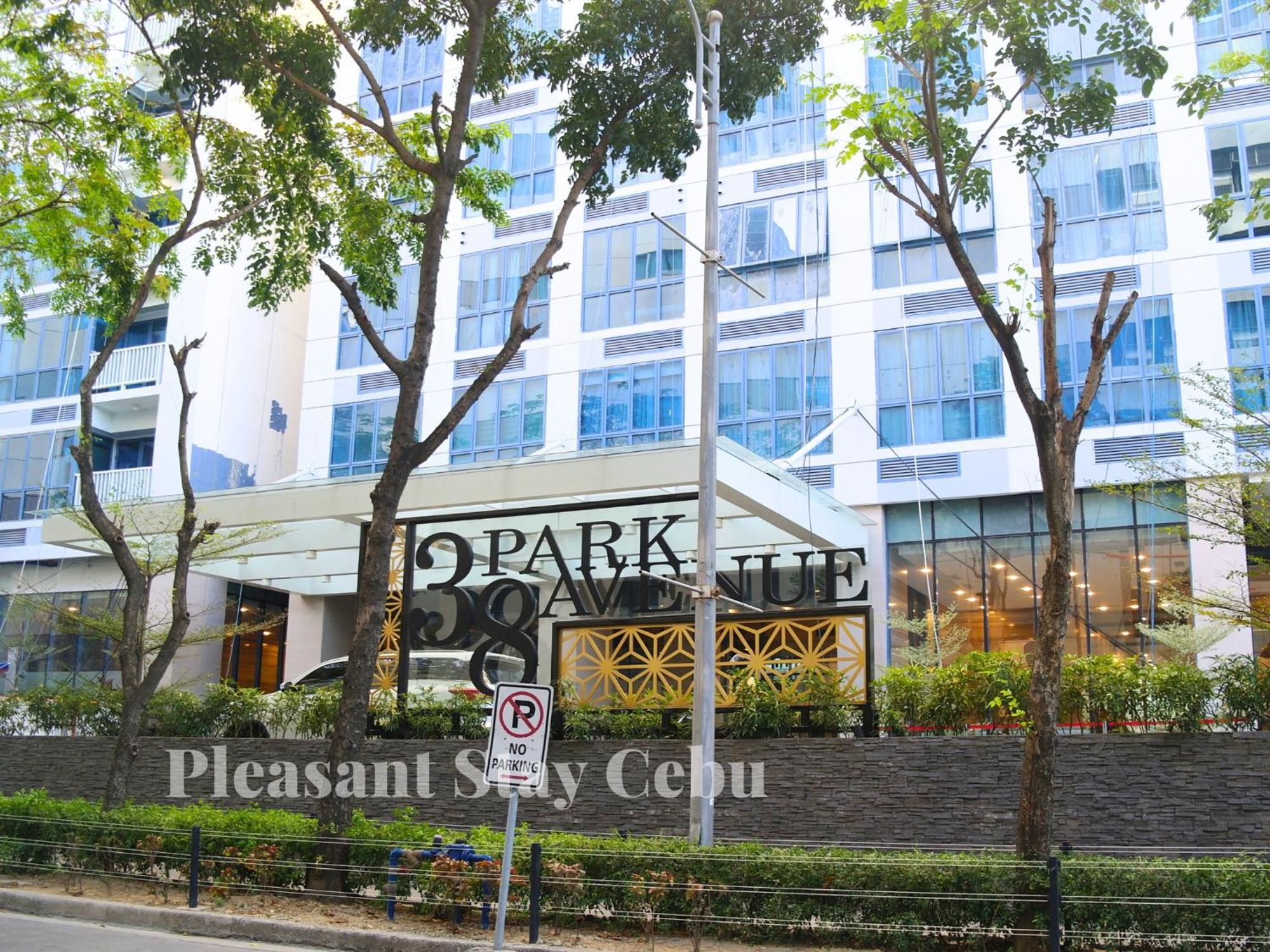 Apartment 38th Park Ave In It Park New Pool Gym Smart Tv Fast Wifi Near Malls Restaurants Cebu