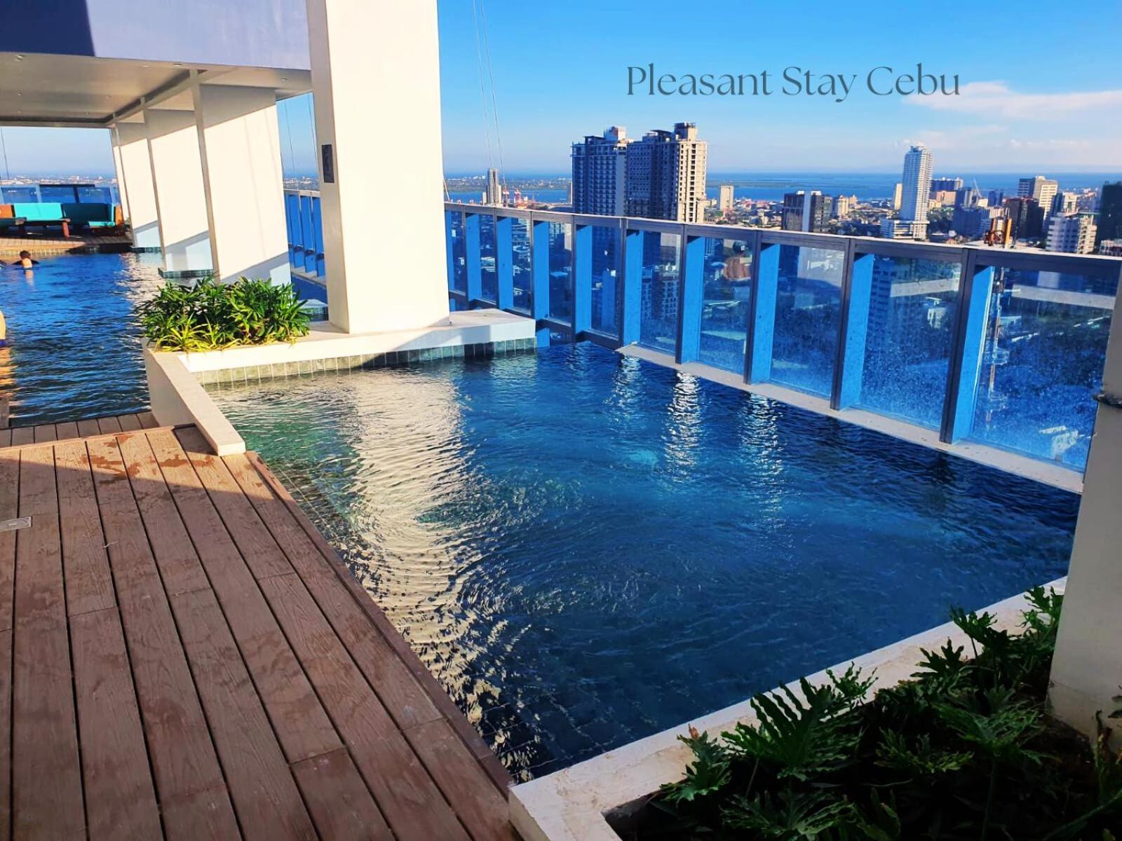 Apartment 38th Park Ave In It Park New Pool Gym Smart Tv Fast Wifi Near Malls Restaurants Cebu